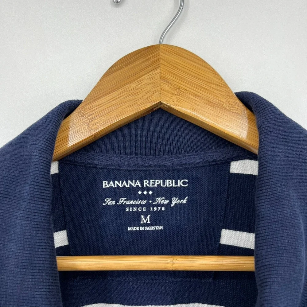 Banana Republic has some
